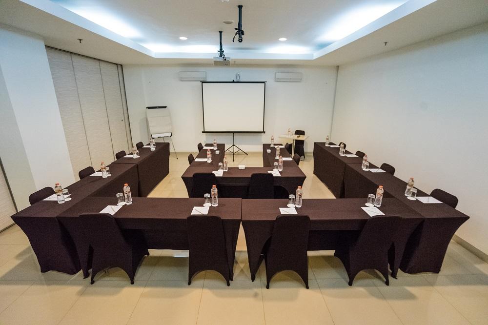 ג'קרטה Amaris Hotel Pancoran מראה חיצוני תמונה