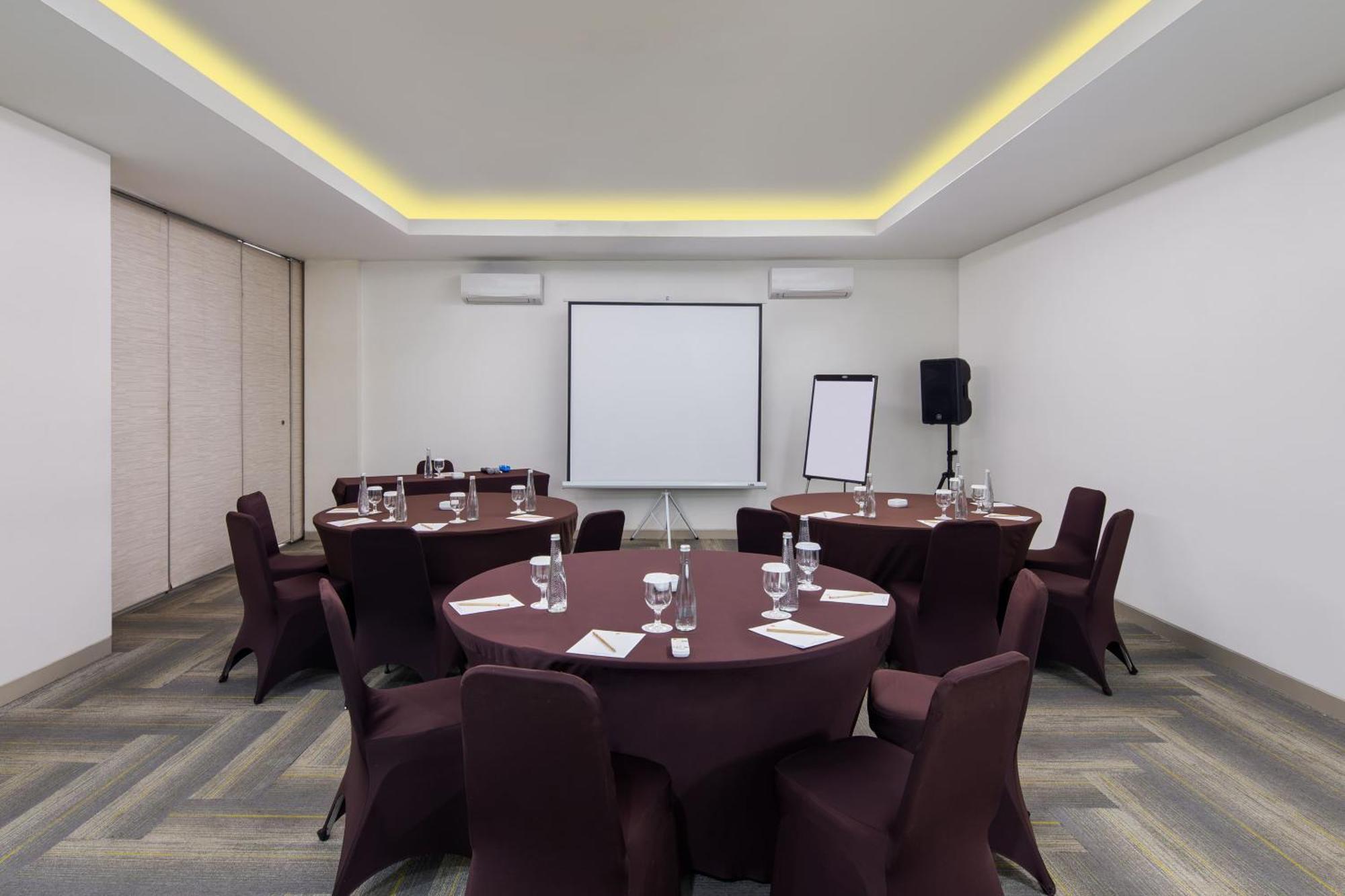 ג'קרטה Amaris Hotel Pancoran מראה חיצוני תמונה